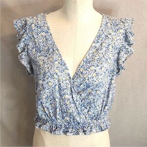 Universal Thread Blue Floral Ruffle Blouse
